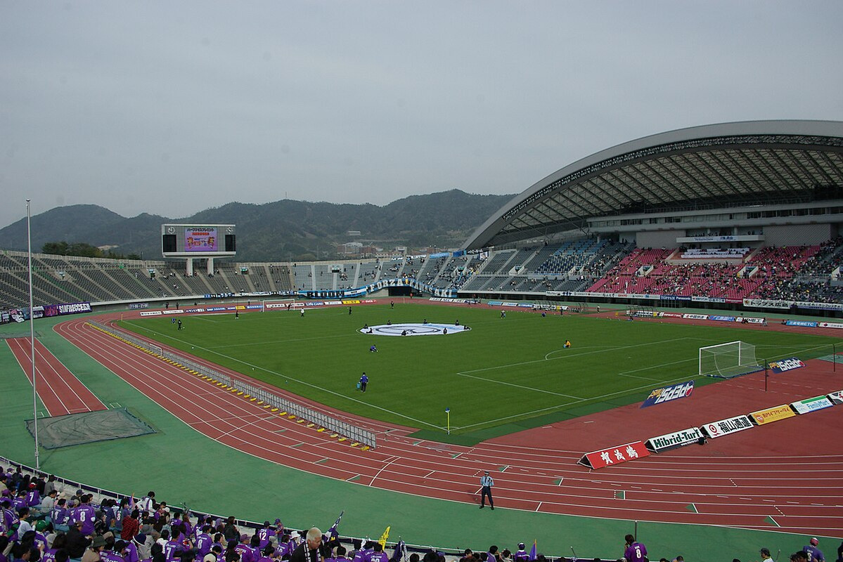 Sân vận động Edion Stadium - Ngôi nhà của câu lạc bộ Sanfrecce Hiroshima