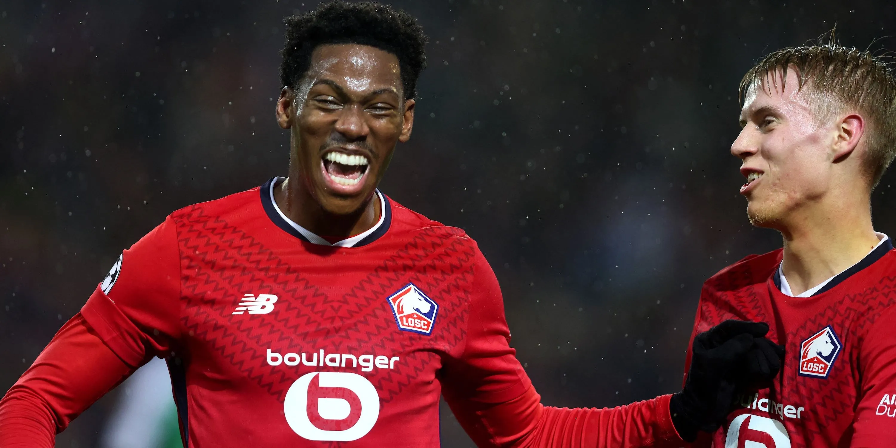 Jonathan David của Lille ăn mừng bàn thắng thứ tư cho đội nhà