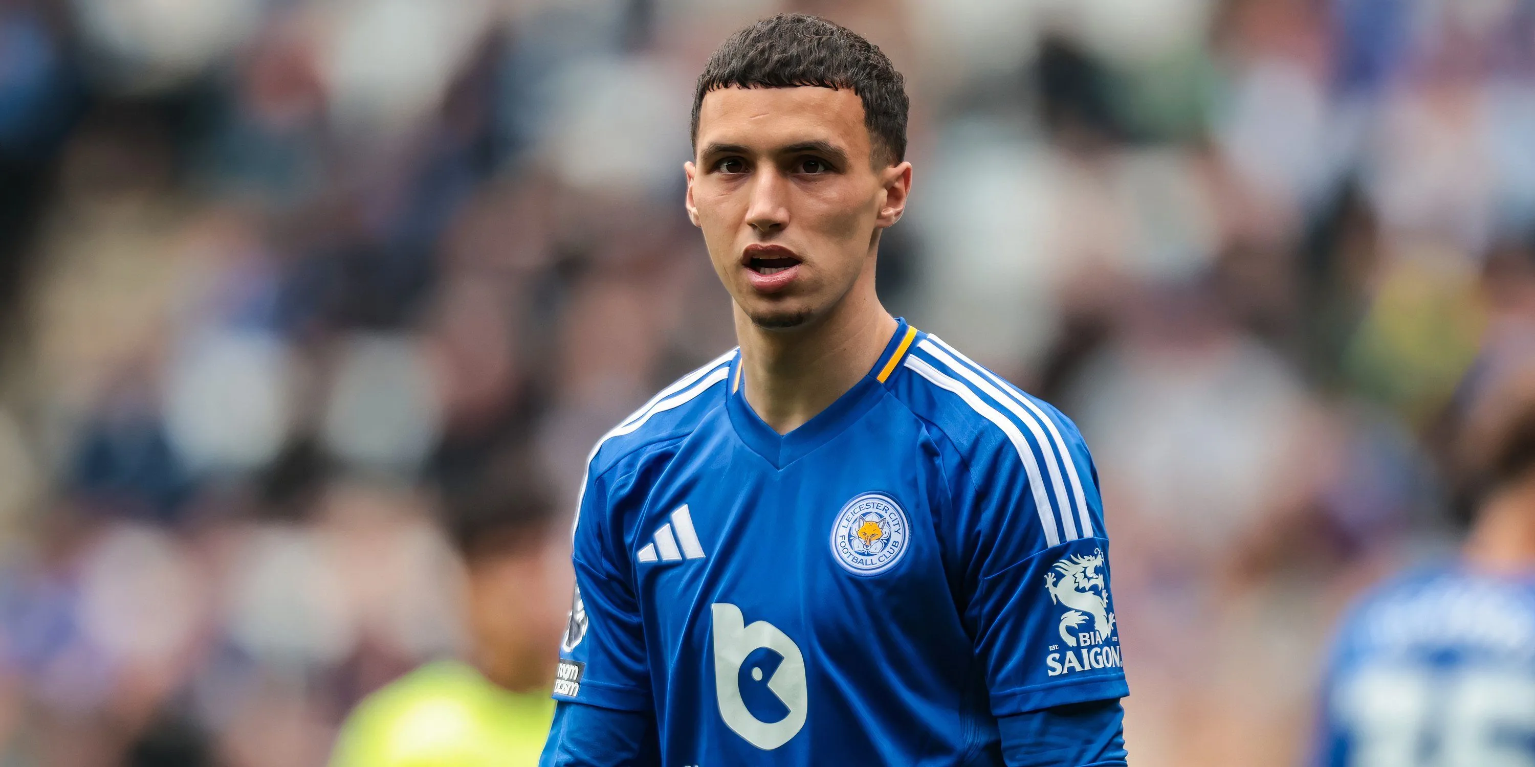 Bilal El Khannouss trong màu áo Leicester City