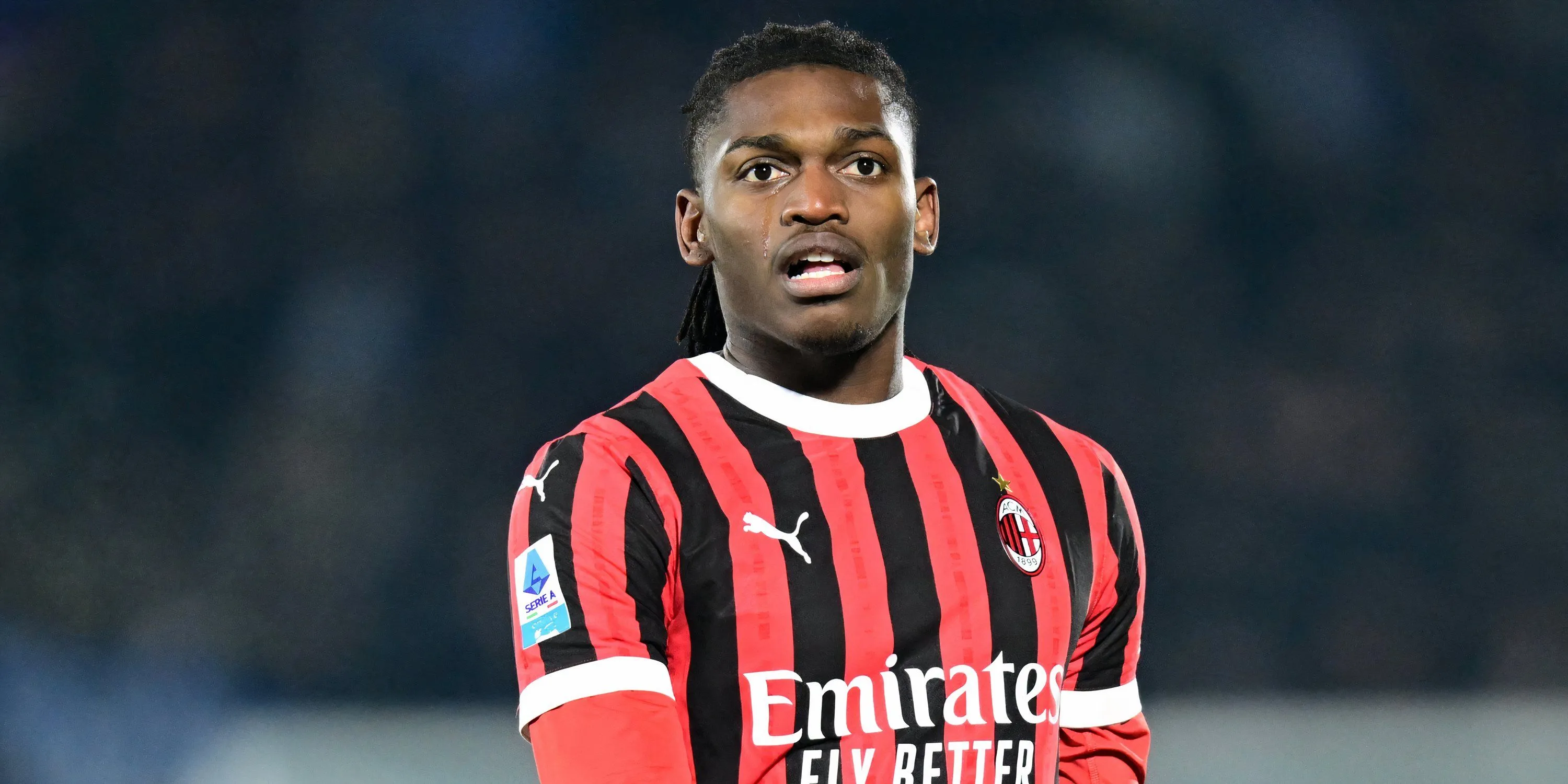 Rafael Leao thi đấu cho AC Milan, được Chelsea quan tâm đặc biệt.