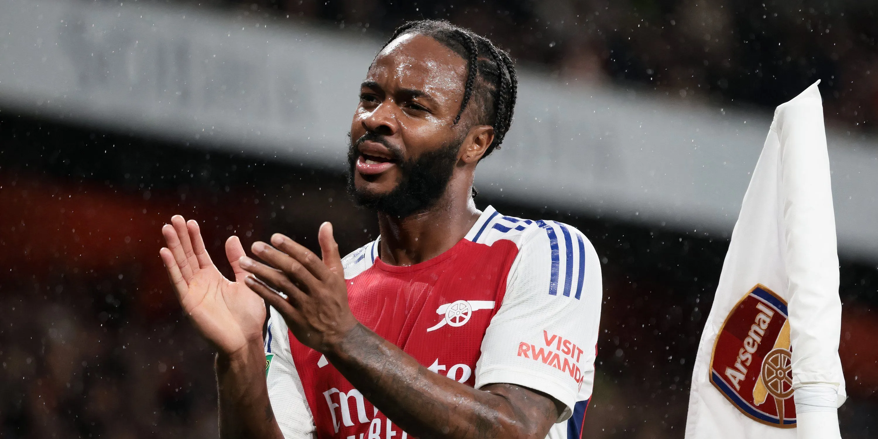Raheem Sterling gia nhập Arsenal theo dạng cho mượn từ Chelsea