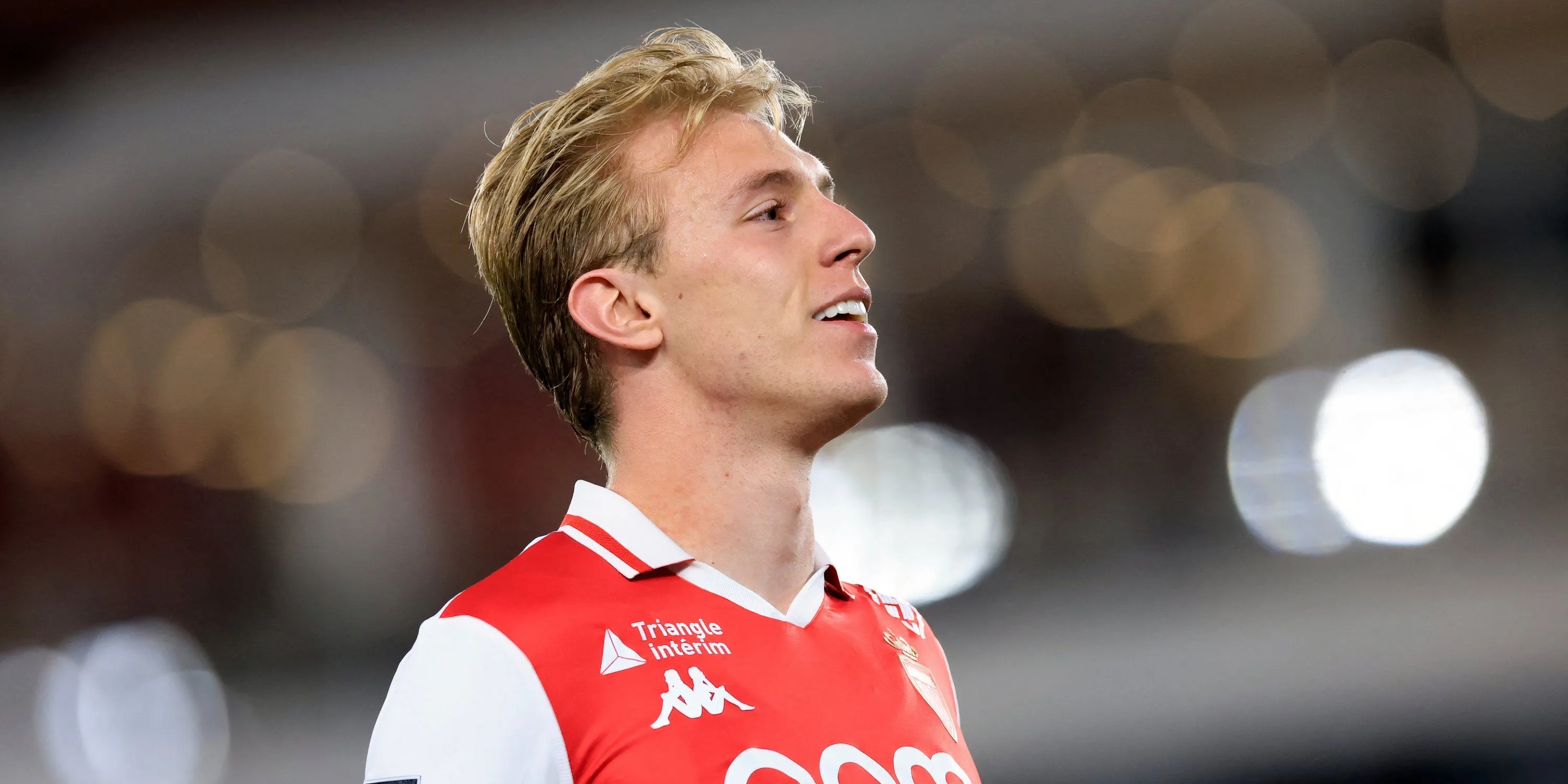 Tiền đạo Mika Biereth ăn mừng bàn thắng cho Monaco.
