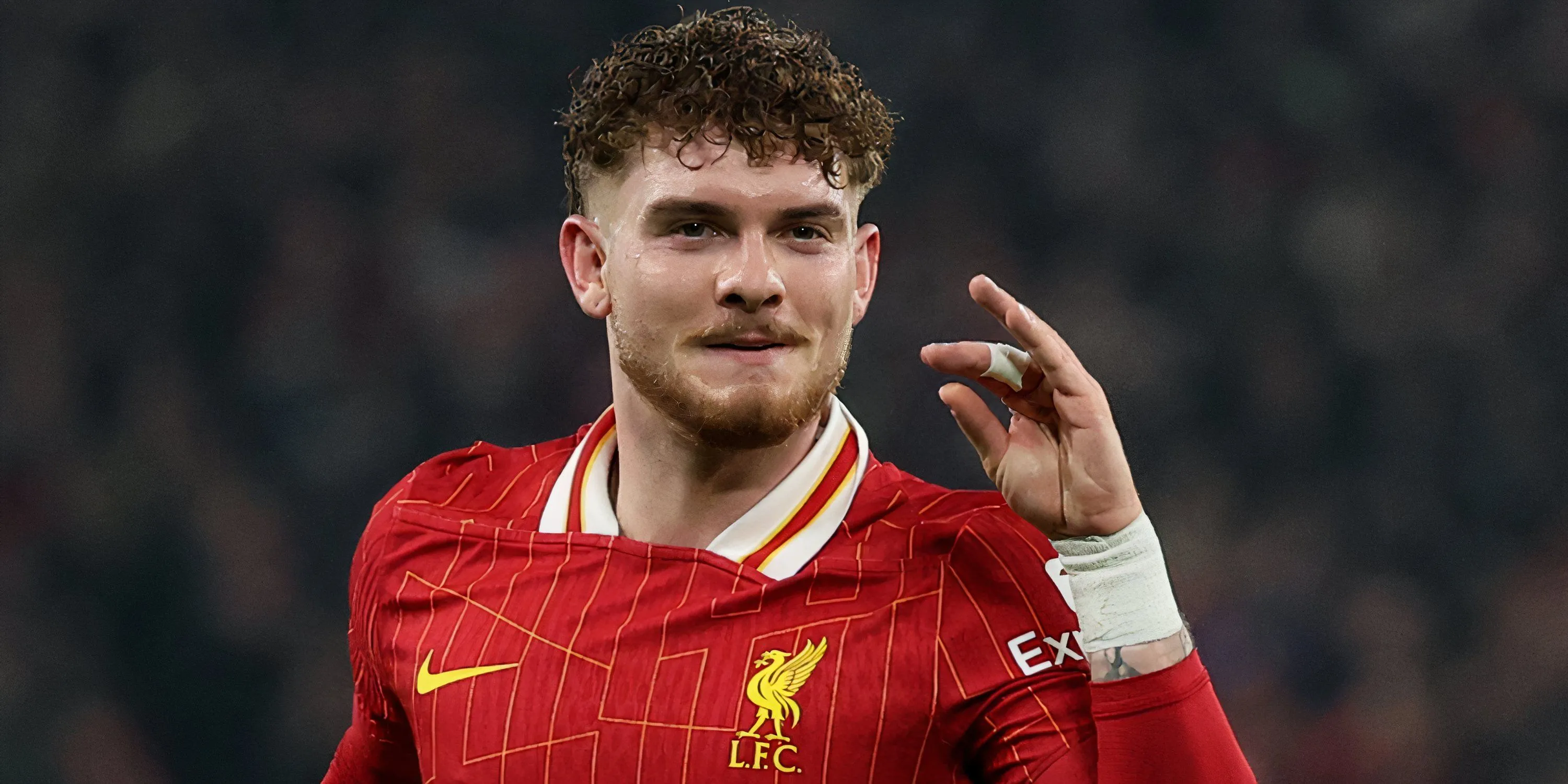Tiền vệ Harvey Elliott ăn mừng bàn thắng cho Liverpool