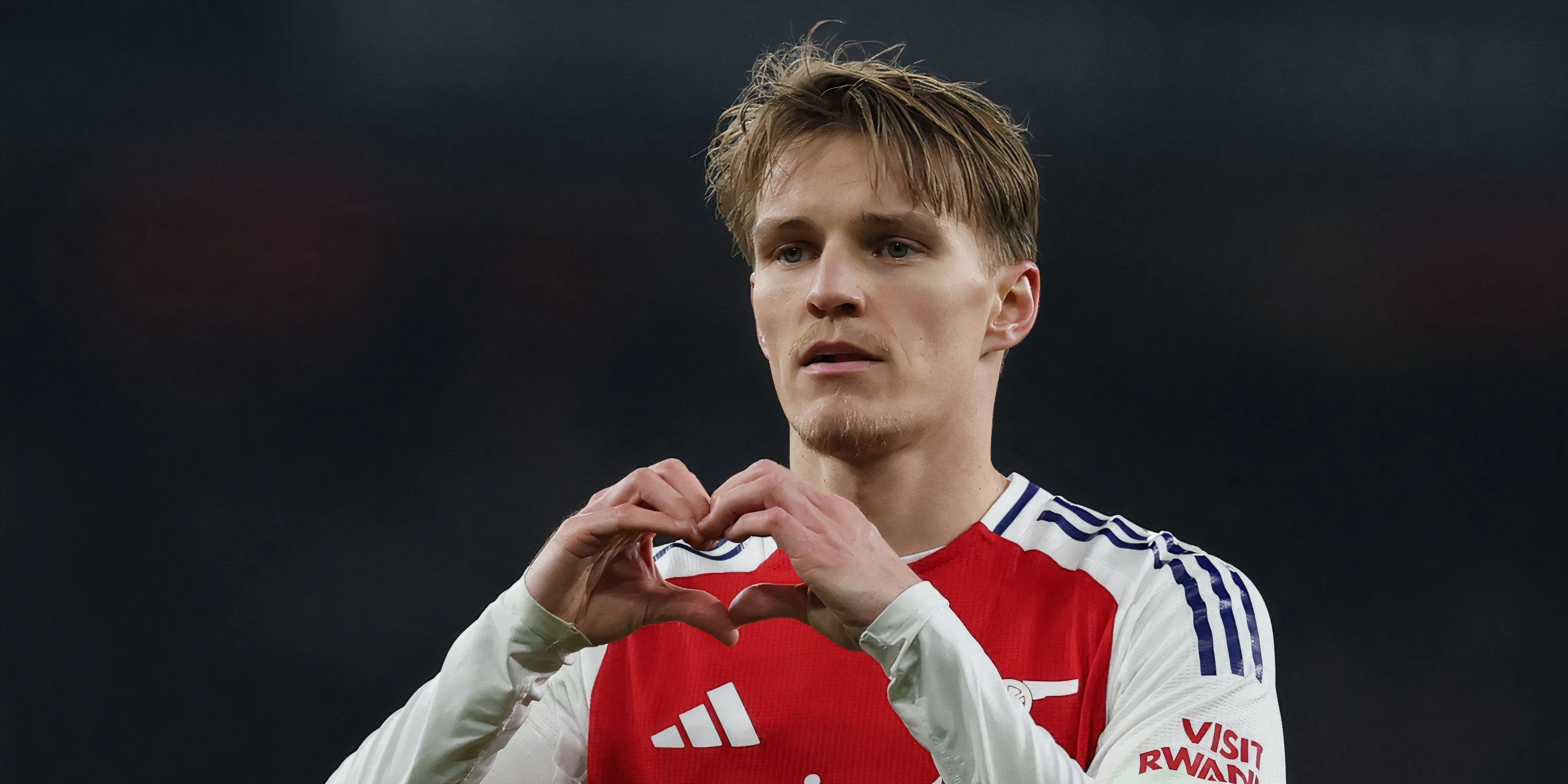 Tiền vệ Martin Odegaard thi đấu cho Arsenal tại Premier League