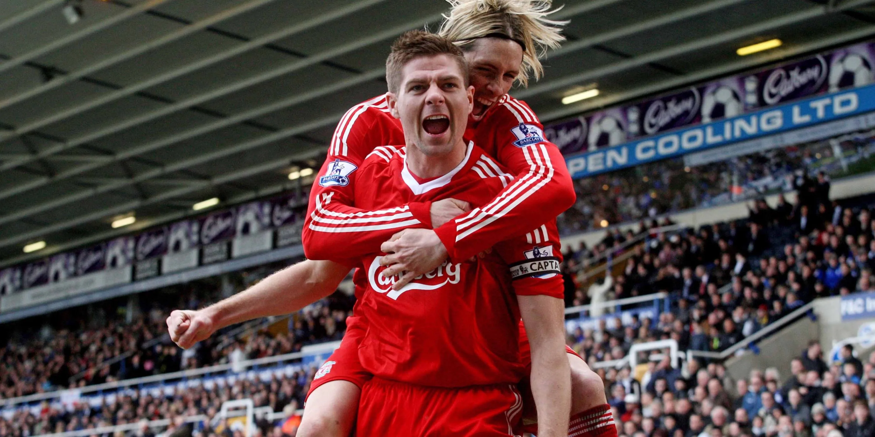 Sự kết nối giữa các thế hệ cầu thủ Liverpool: Jayden Danns, Stefan Bajcetic, Fernando Torres và Steven Gerrard