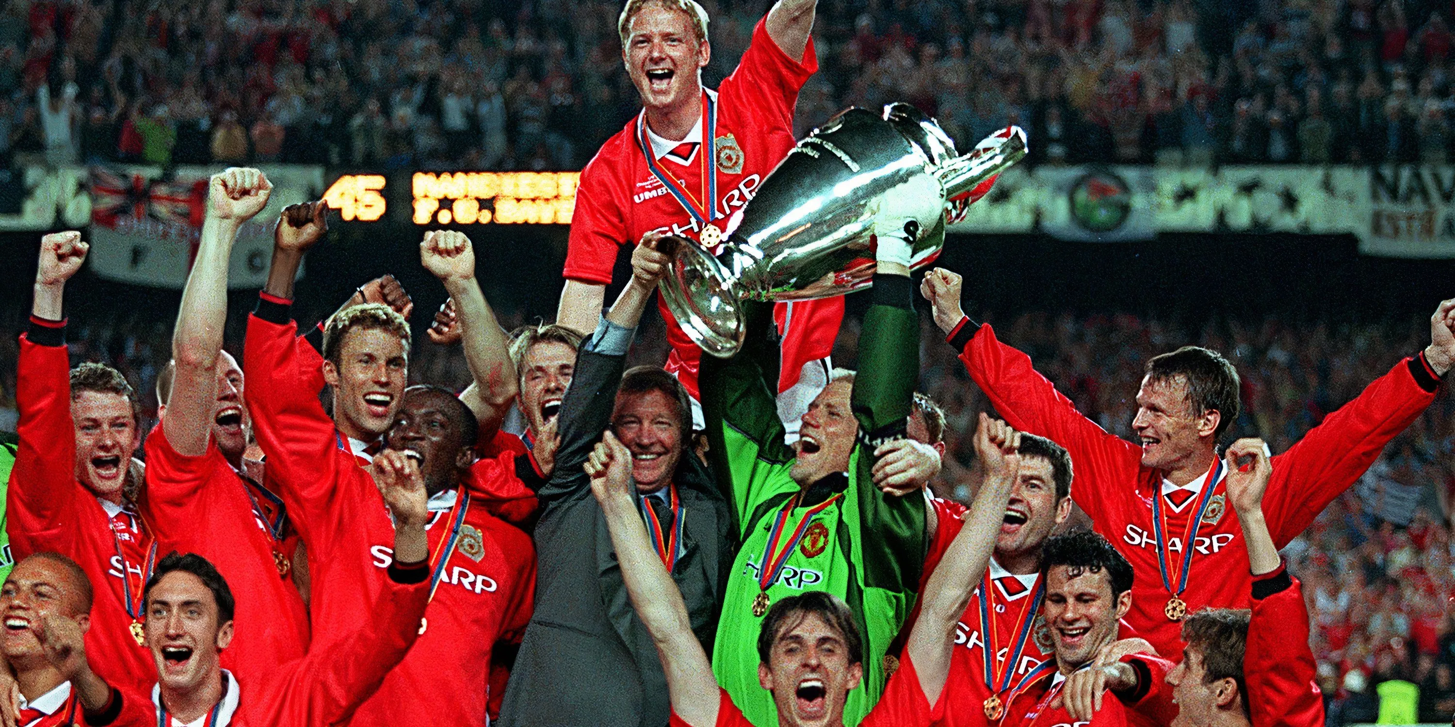 Đội hình Manchester United giành cú ăn ba lịch sử mùa giải 1998-1999