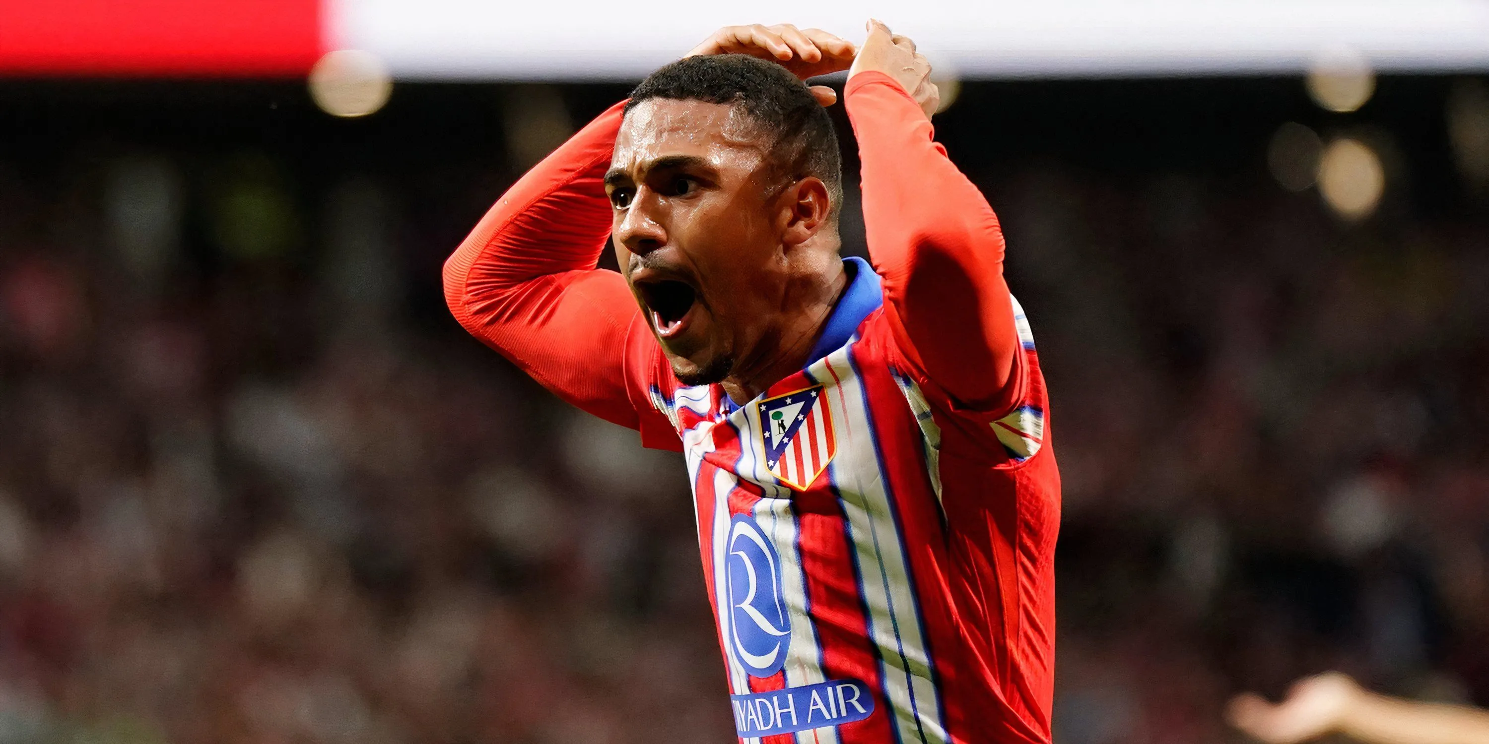 Hậu vệ cánh trái Samu Lino của Atletico Madrid