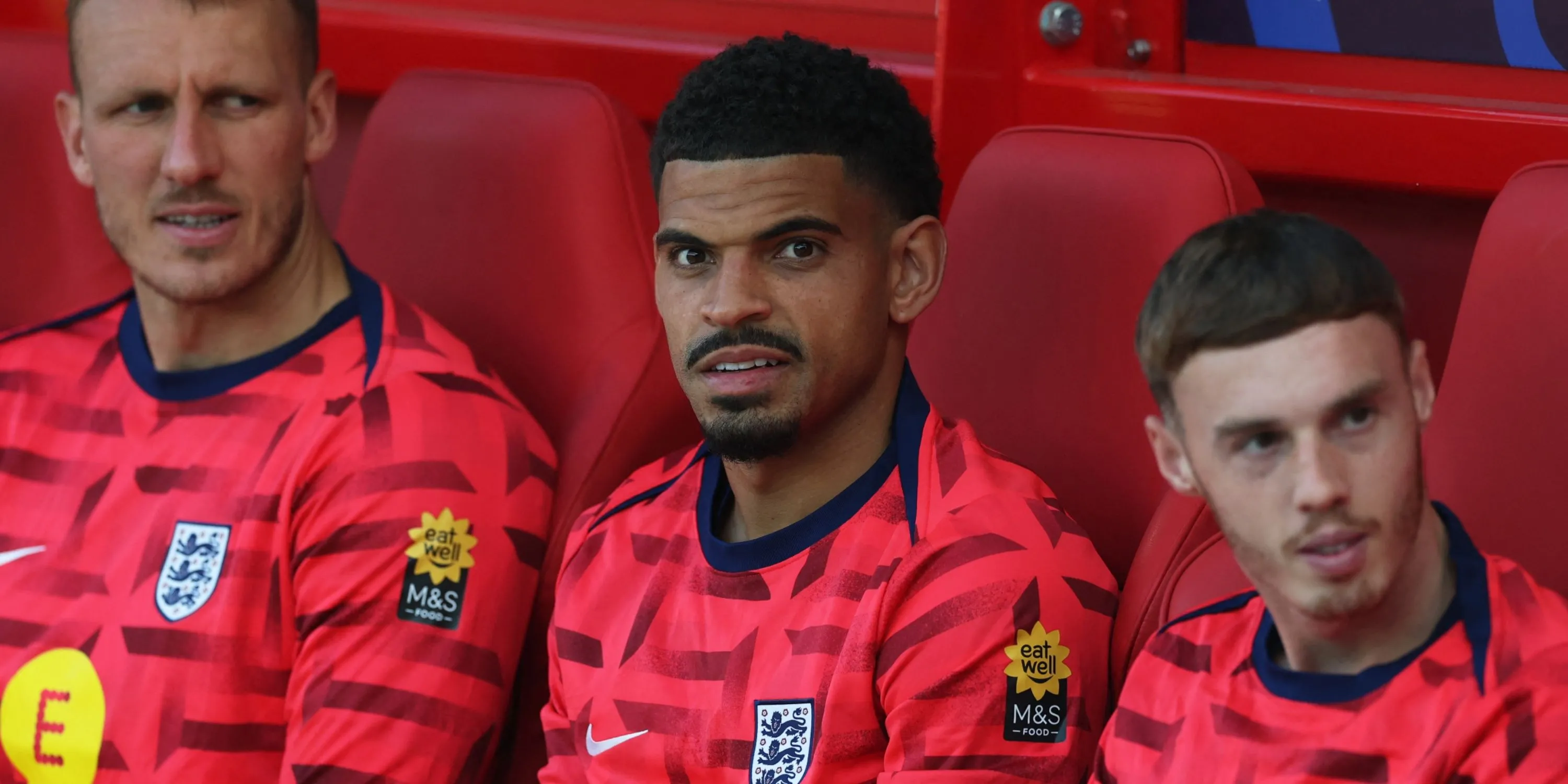 Morgan Gibbs-White từng khoác áo tuyển Anh, ngôi sao đang bị Nottingham Forest giữ lại.