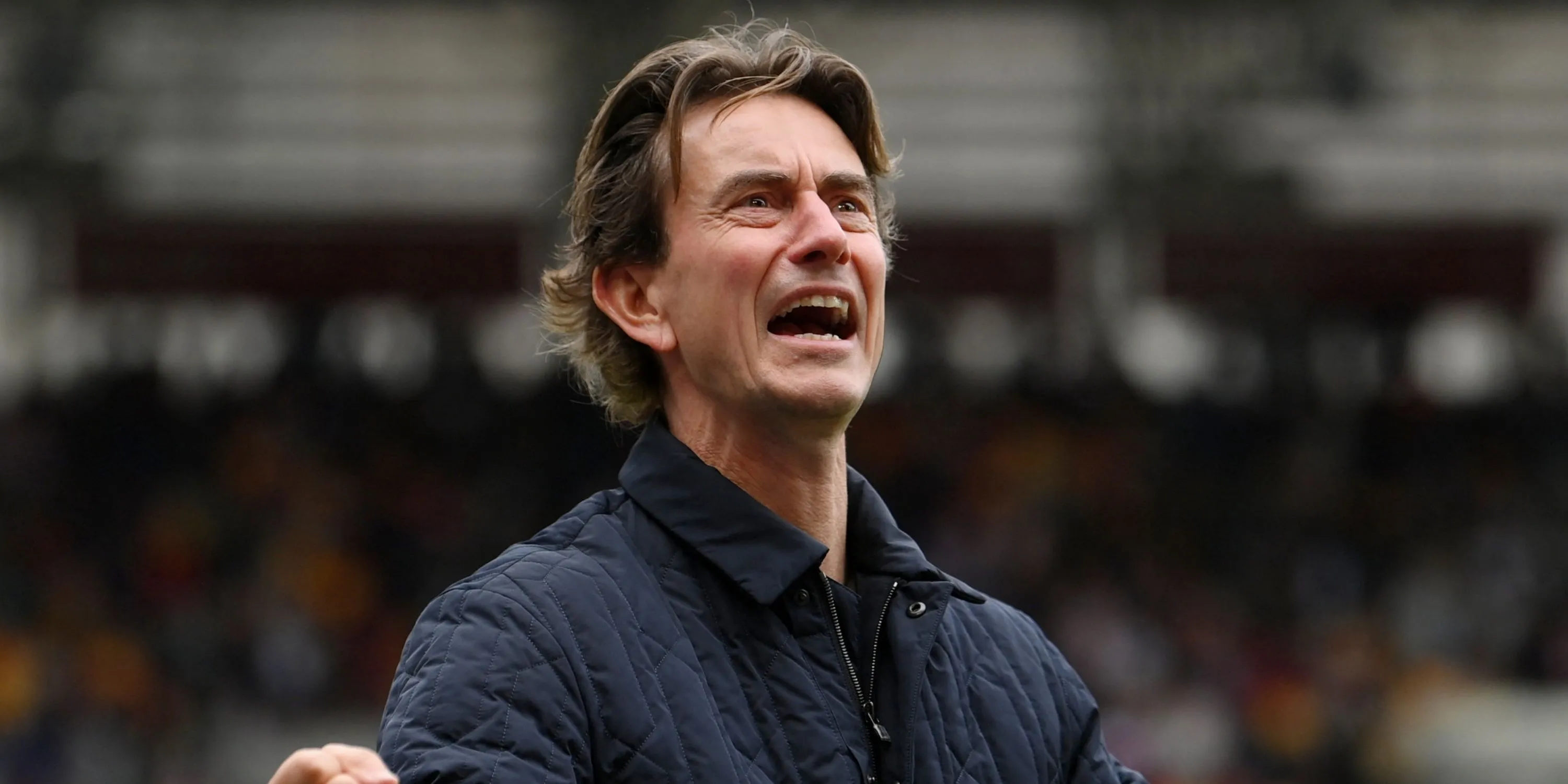 Thomas Frank trên sân vận động của Tottenham Hotspur