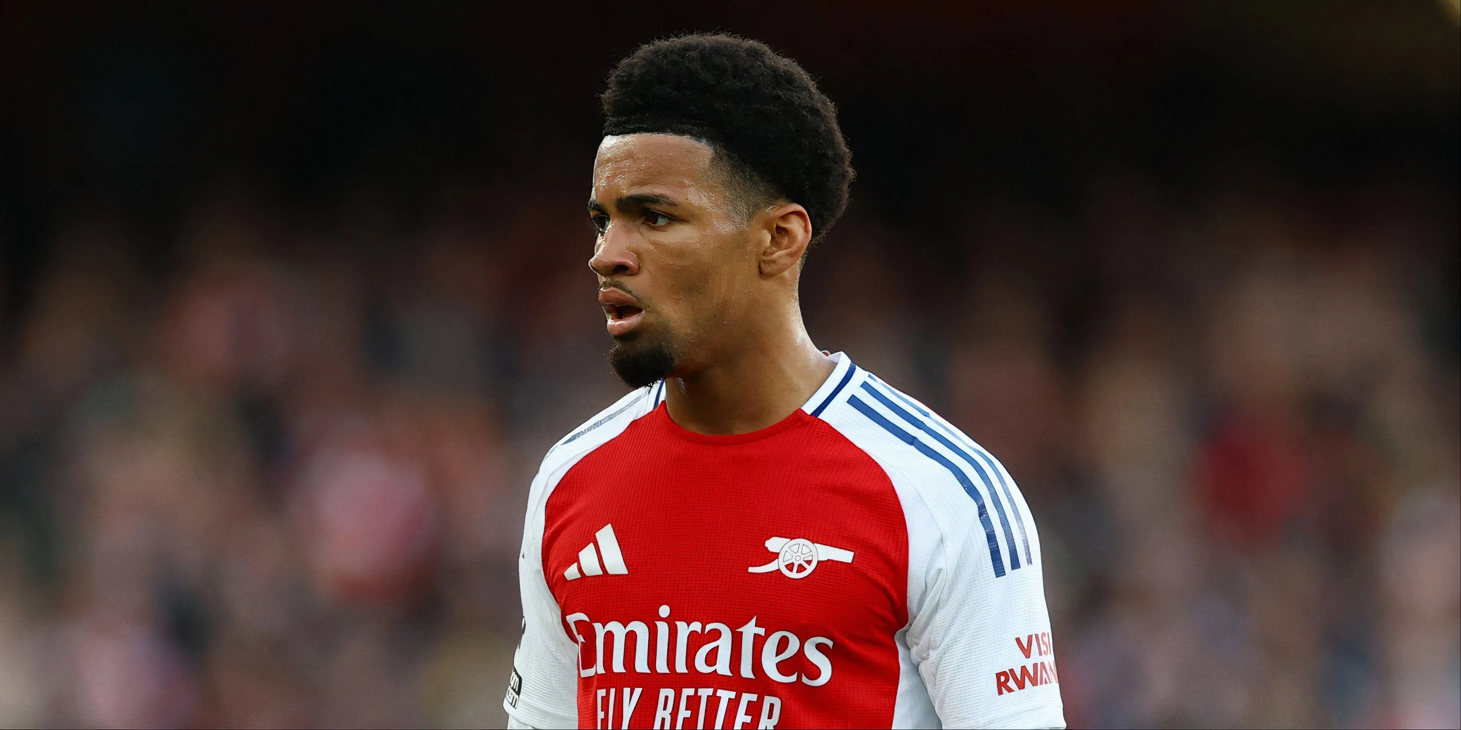 Tiền vệ trẻ Ethan Nwaneri trong màu áo Arsenal