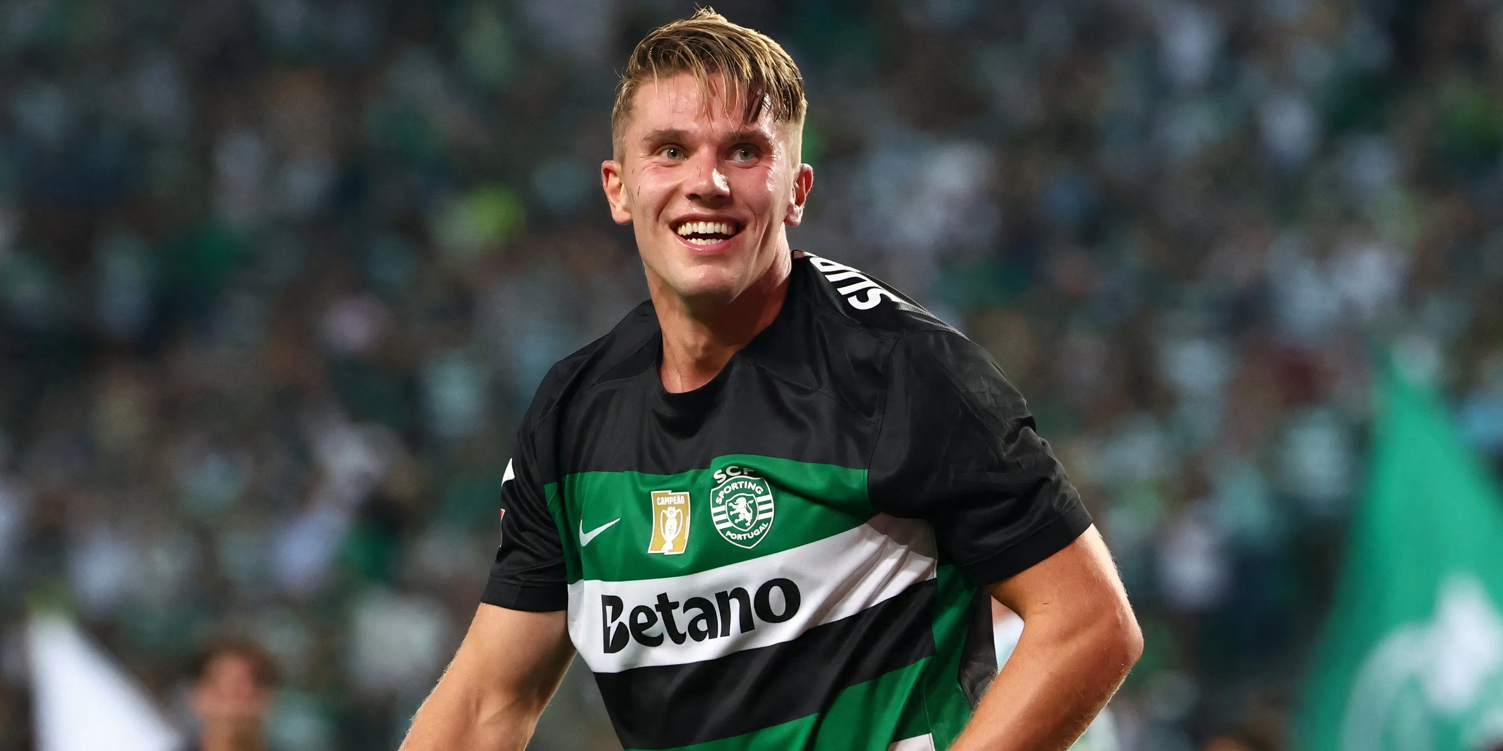 Viktor Gyokeres ăn mừng bàn thắng trong màu áo Sporting CP