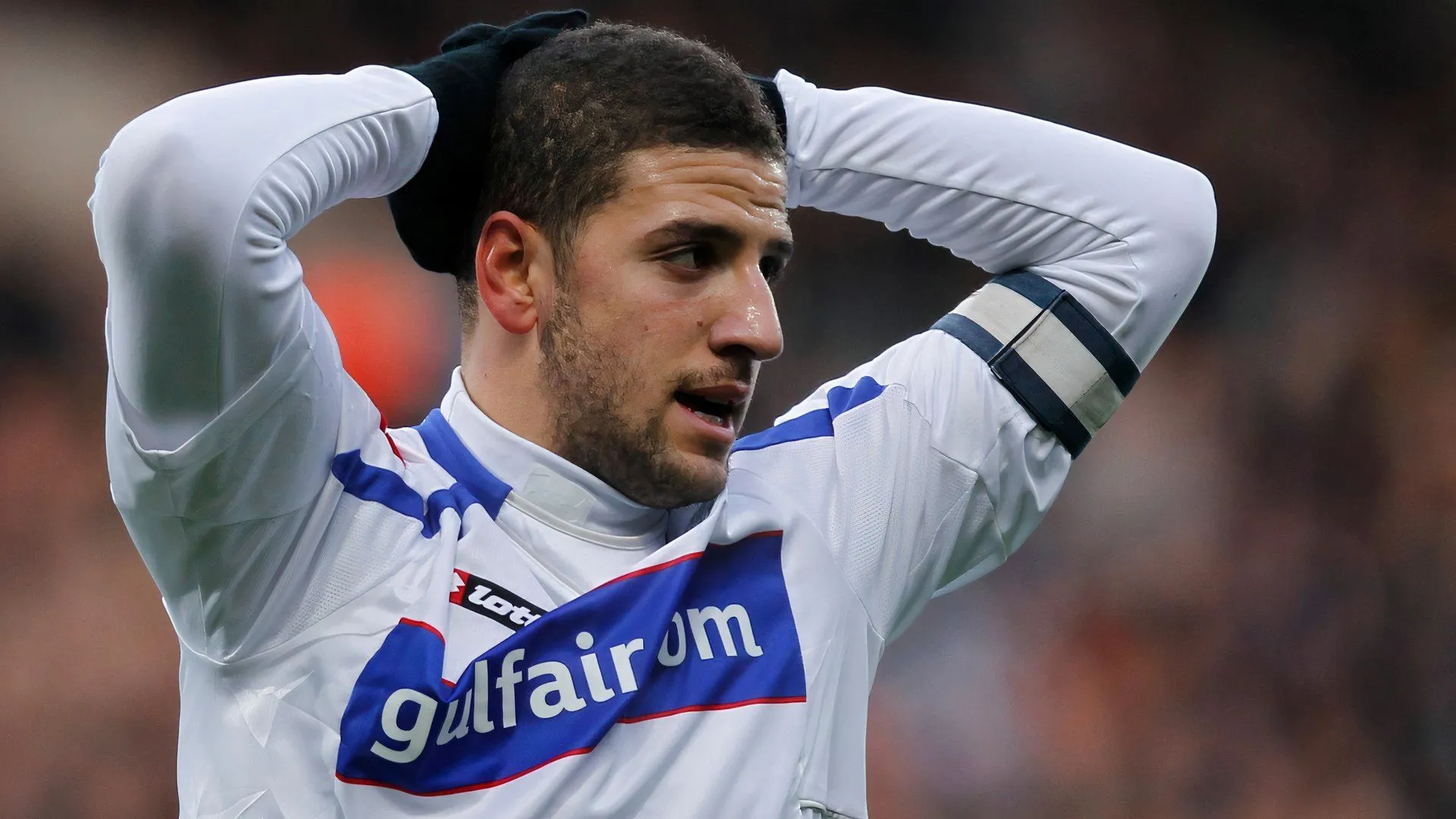 Adel Taarabt trong màu áo QPR với lối chơi đầy ngẫu hứng
