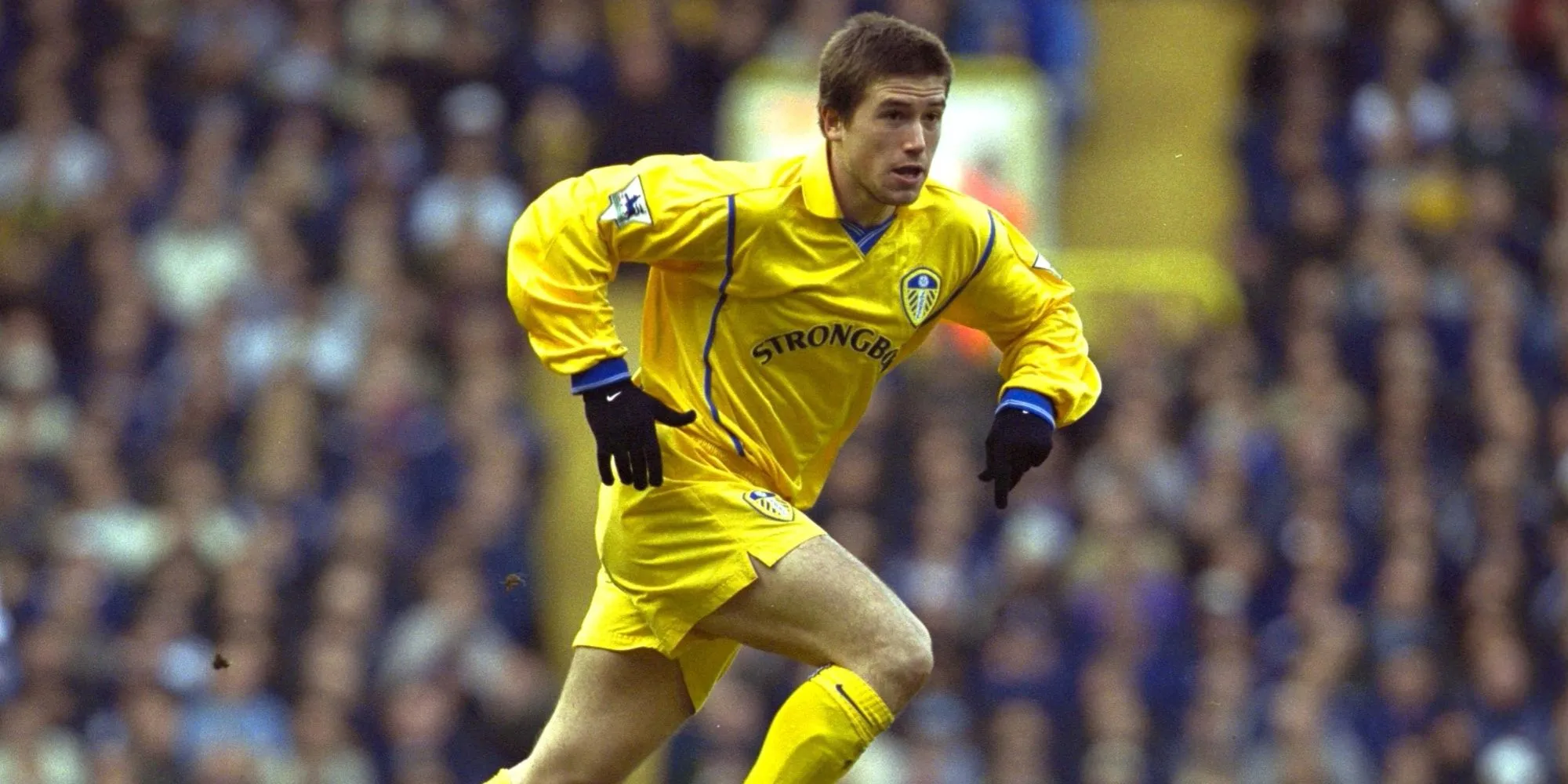 Harry Kewell với kỹ năng chơi bóng tại Leeds United