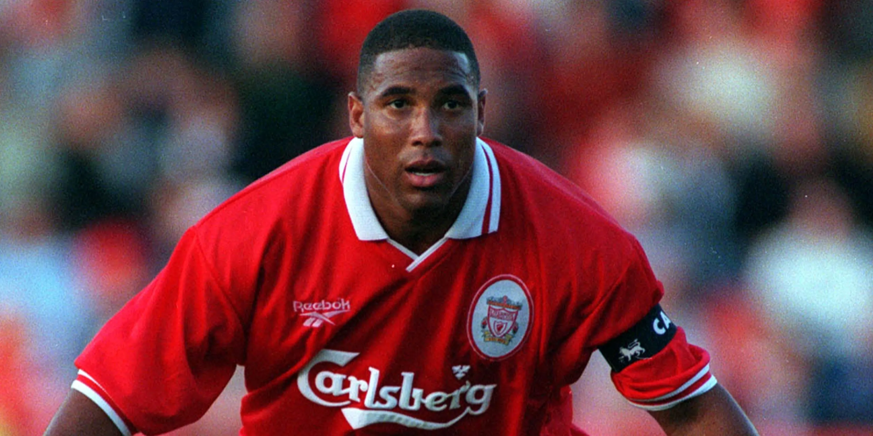 Huyền thoại John Barnes của Liverpool trên sân cỏ Premier League