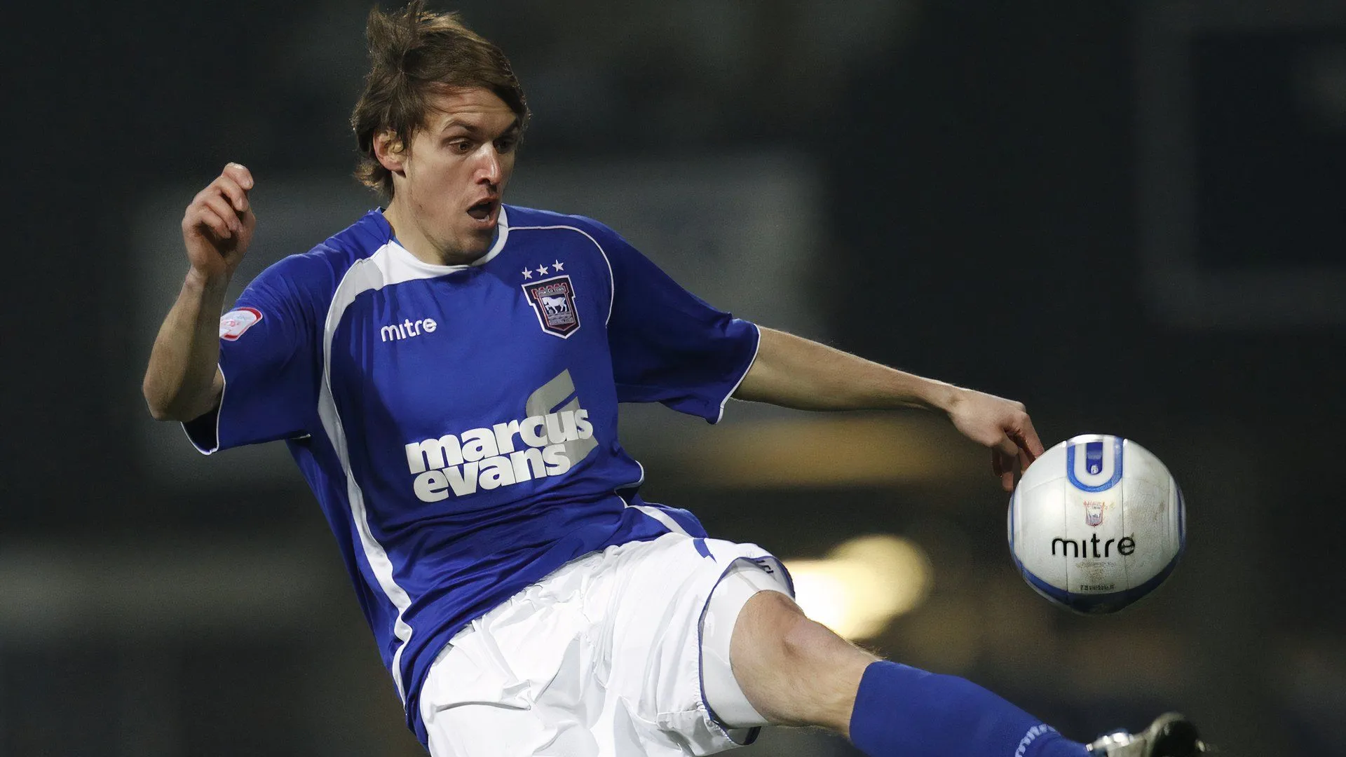 Luciano Civelli rời Ipswich Town sau thời gian khó khăn