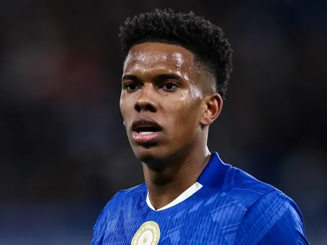 Estevao chưa chắc có thể ra sân.